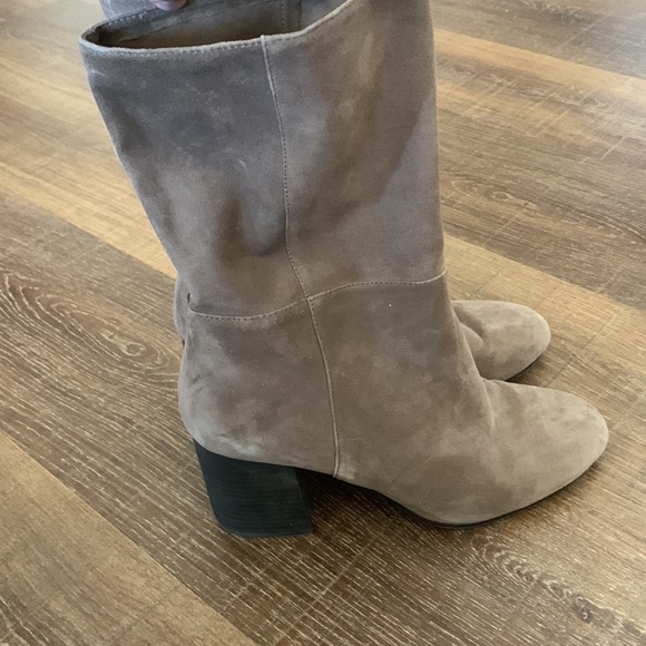 EILEEN FISHER Tan Suede Cinch Boots - sz 9 - Picture 5 of 15